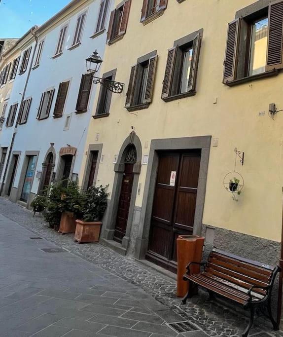 Lo Studio Di Gabriella Bolsena Exterior foto